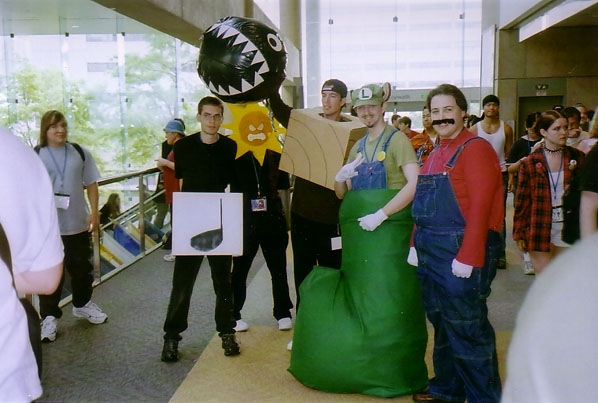 gal/Pics - Otakon 2004/SMB3-Gang.jpg